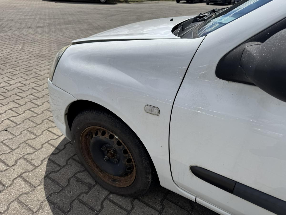 Renault Clio 2 original Kotfl&uuml;gel vorn links OV369 Wei&szlig; Facelift Bj.2009